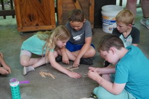 campers working together