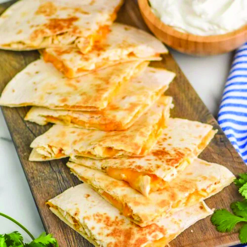 Grab a snack at Sunflower's Cafe!