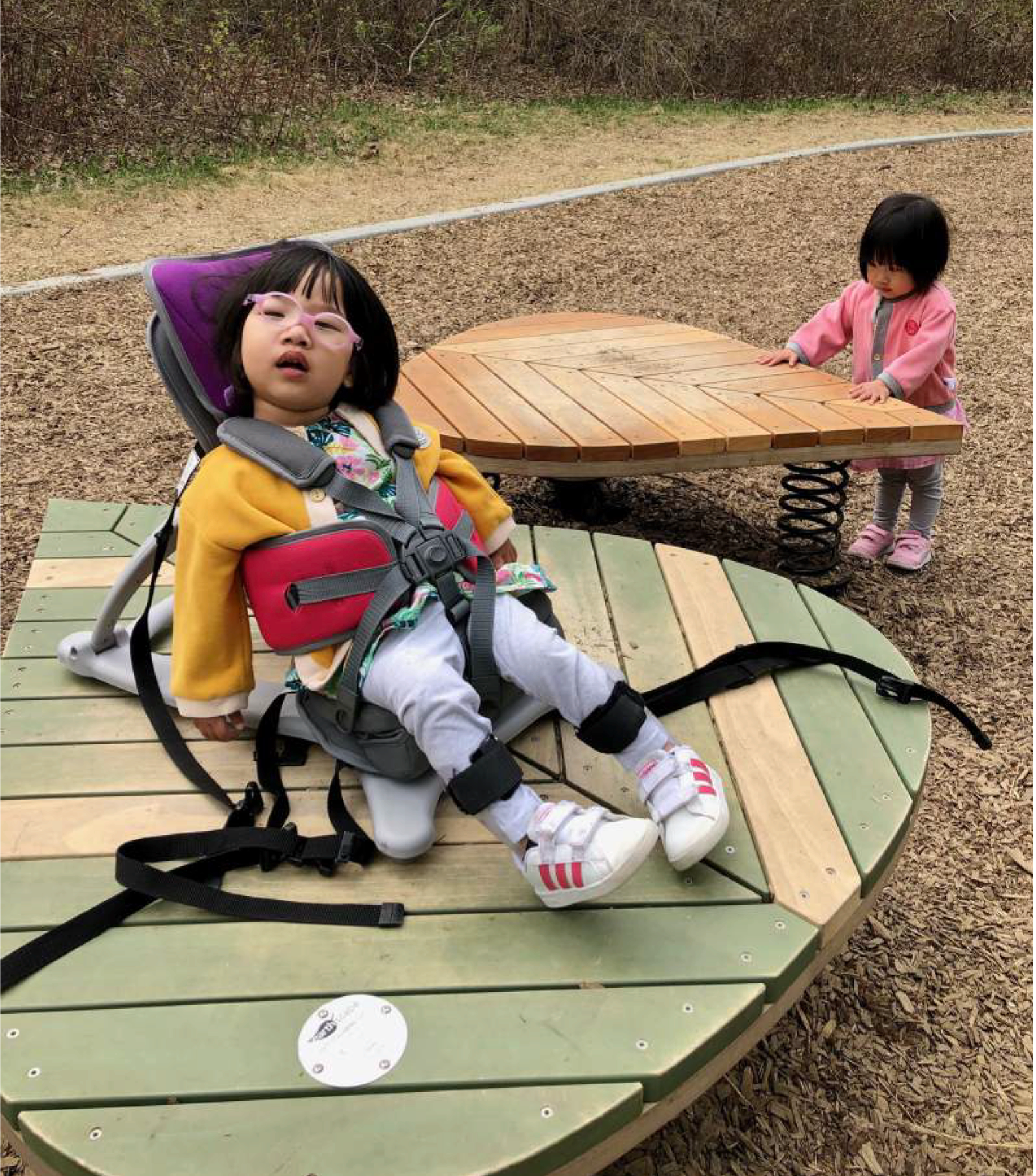 My Play - wheelchair lily pad My Play - wheelchair lily pad